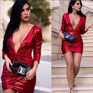 Beautiful sequence long sleeve V knock style dress